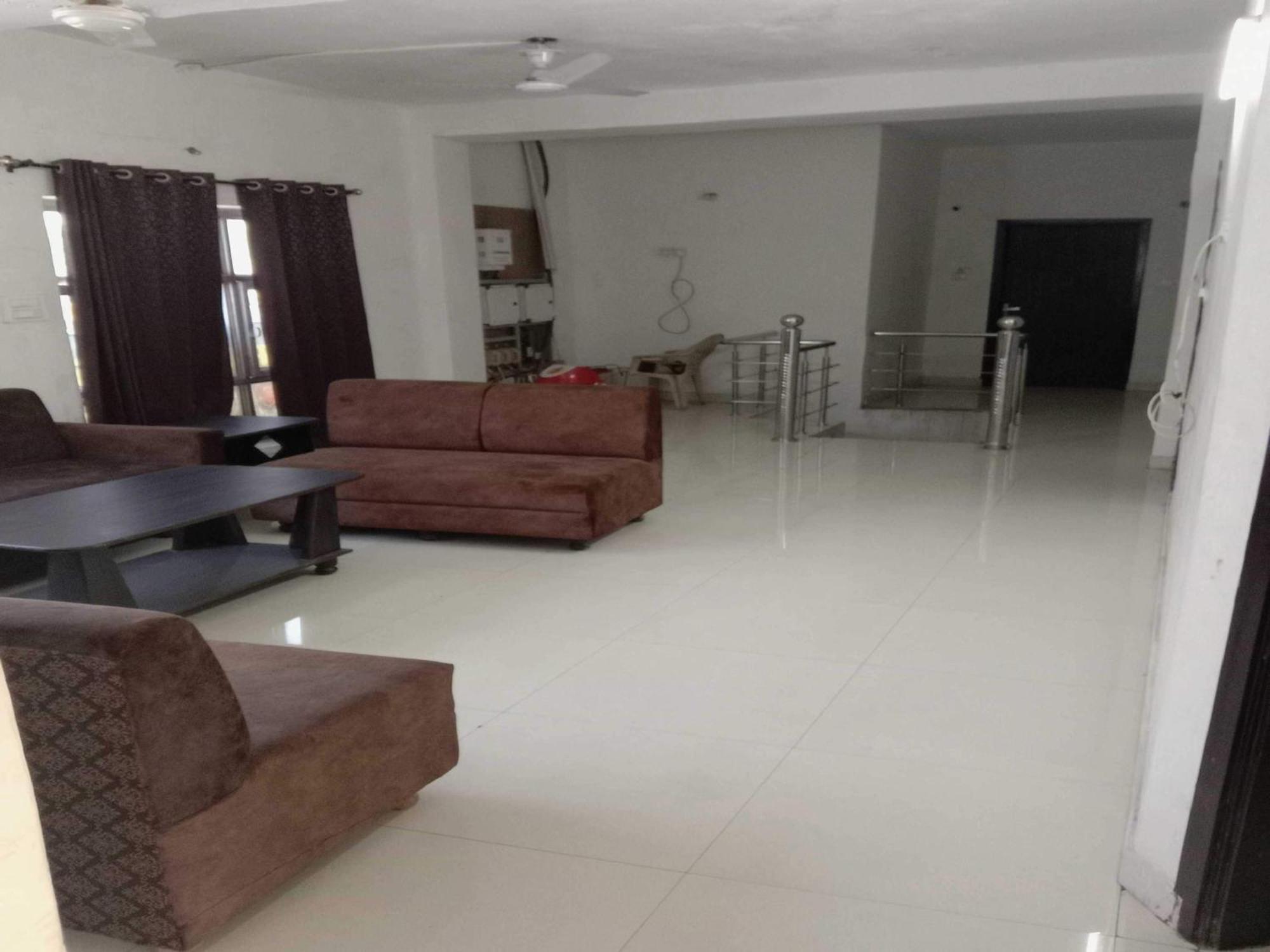 Spot On Hotel Deepak Palace Amritsar Luaran gambar